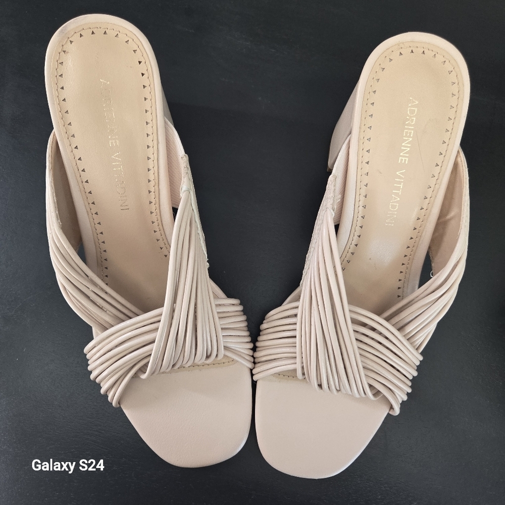 Adrienne Vittadini Annalee Block Heel Mule Sandals Cream Size 7.5 - Picture 10 of 13